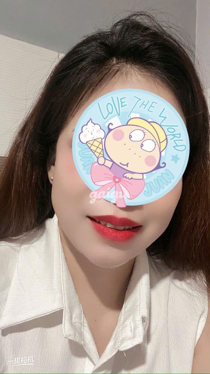 PHƯƠNG LINH EM GÁI XINH XĂN BODY NÓNG BỎNG LẦN ĐẦU ĐI LÀM