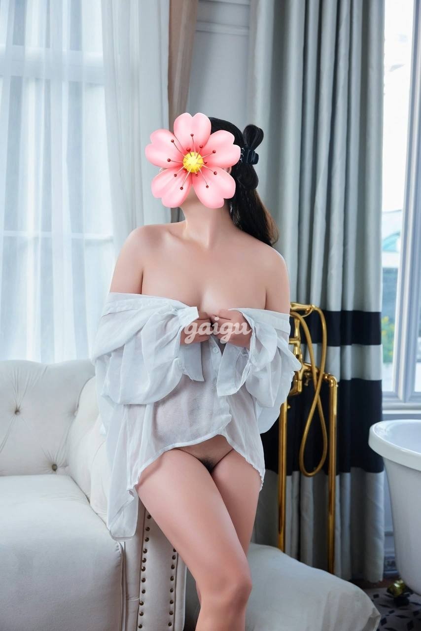 MINH ANH GƯƠNG MẶT XINH XẮN ,BODY NÓNG BỎNG , YÊU CHIỀU HẾT NẤC