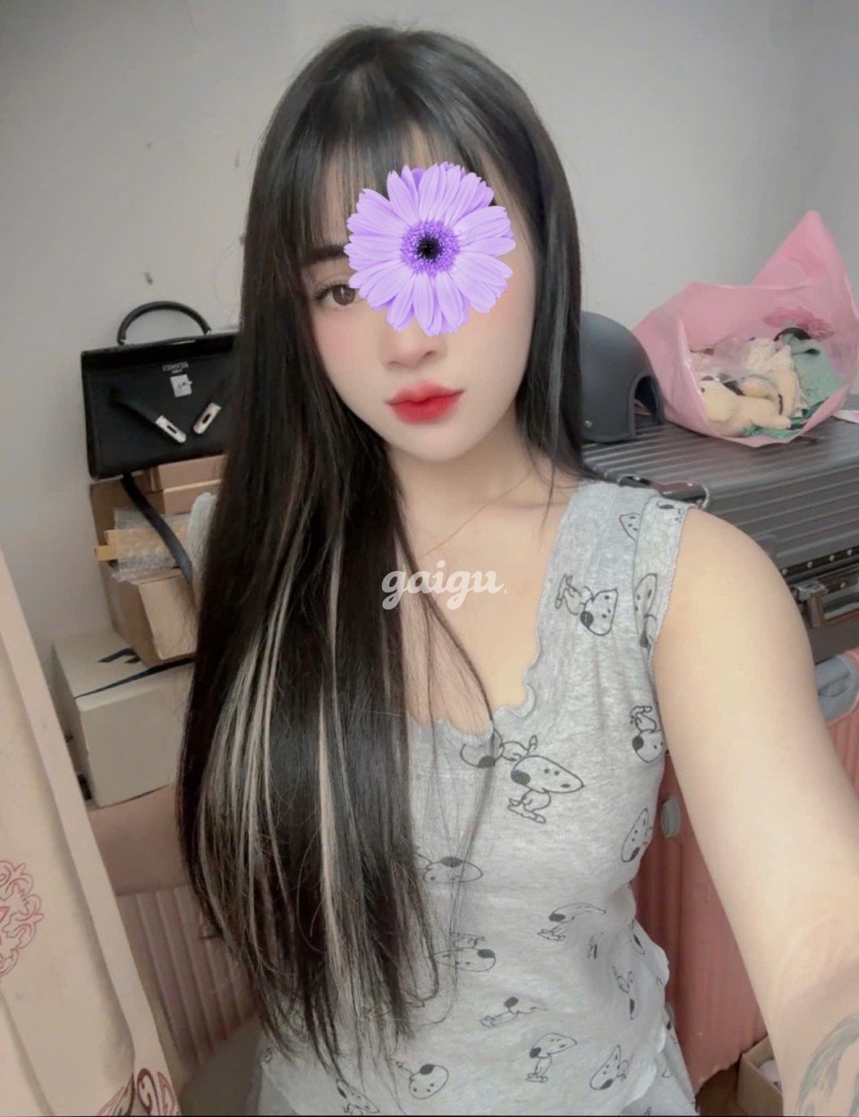 NEW BÉ VY – XINH NON VÚ TO BƯỚM MÚP.
